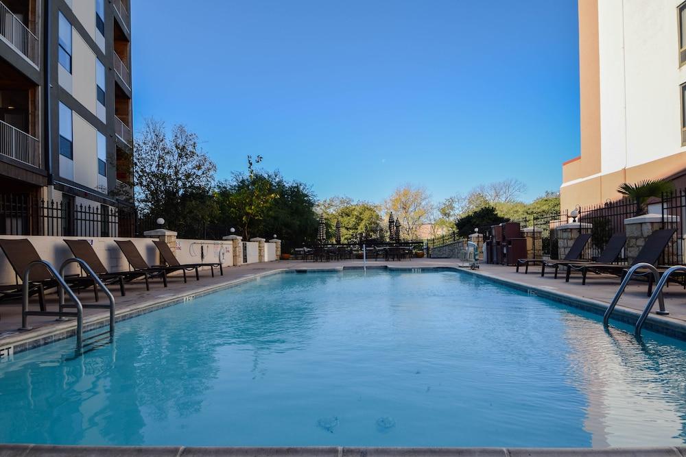 Hyatt Place San Antonio Riverwalk Екстер'єр фото
